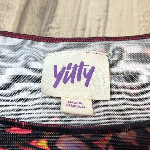 Yitty butterfly print midi crop mesh top size large - fits tight - Picture 6 of 9